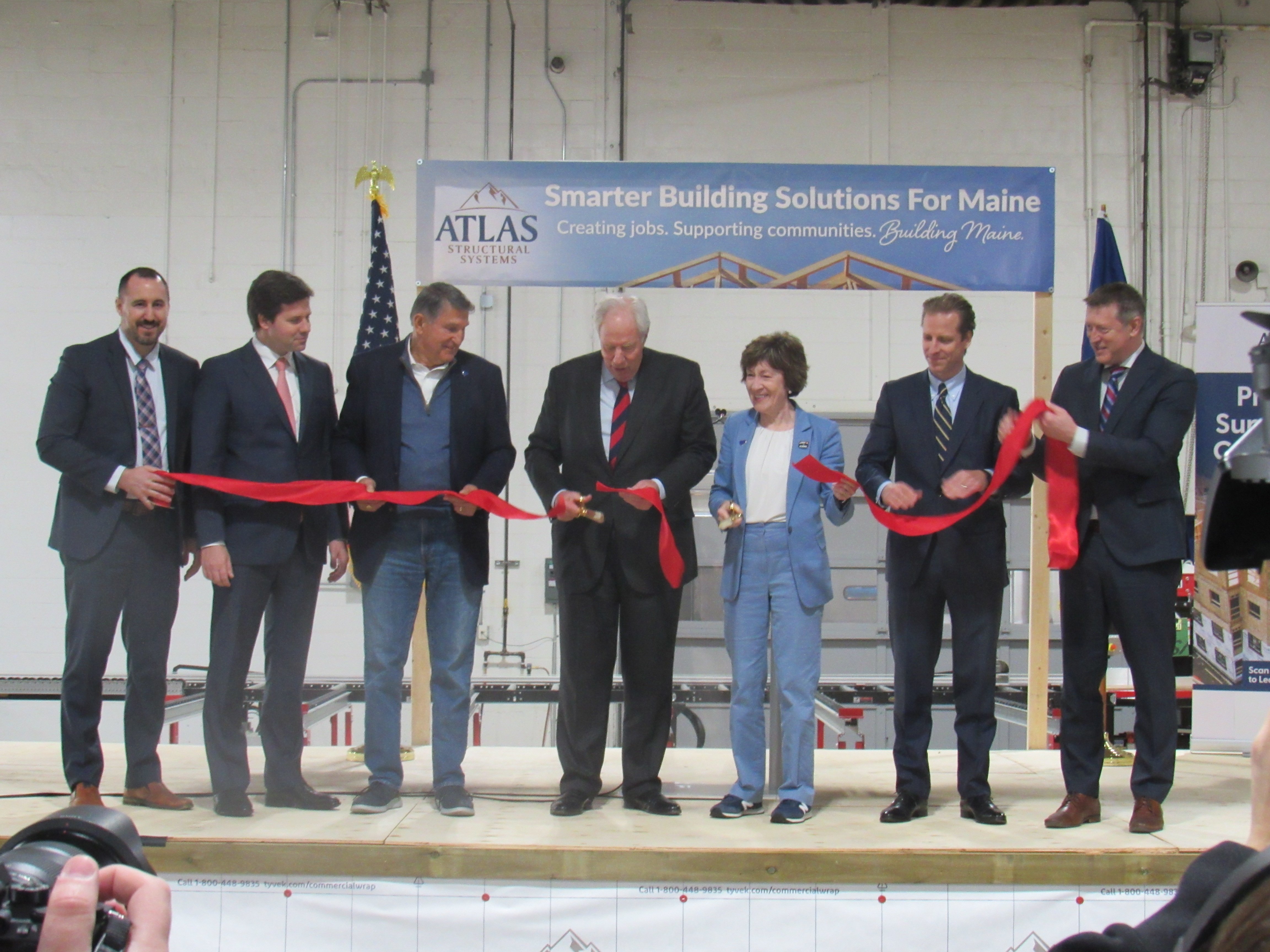 RibbonCutting.JPG